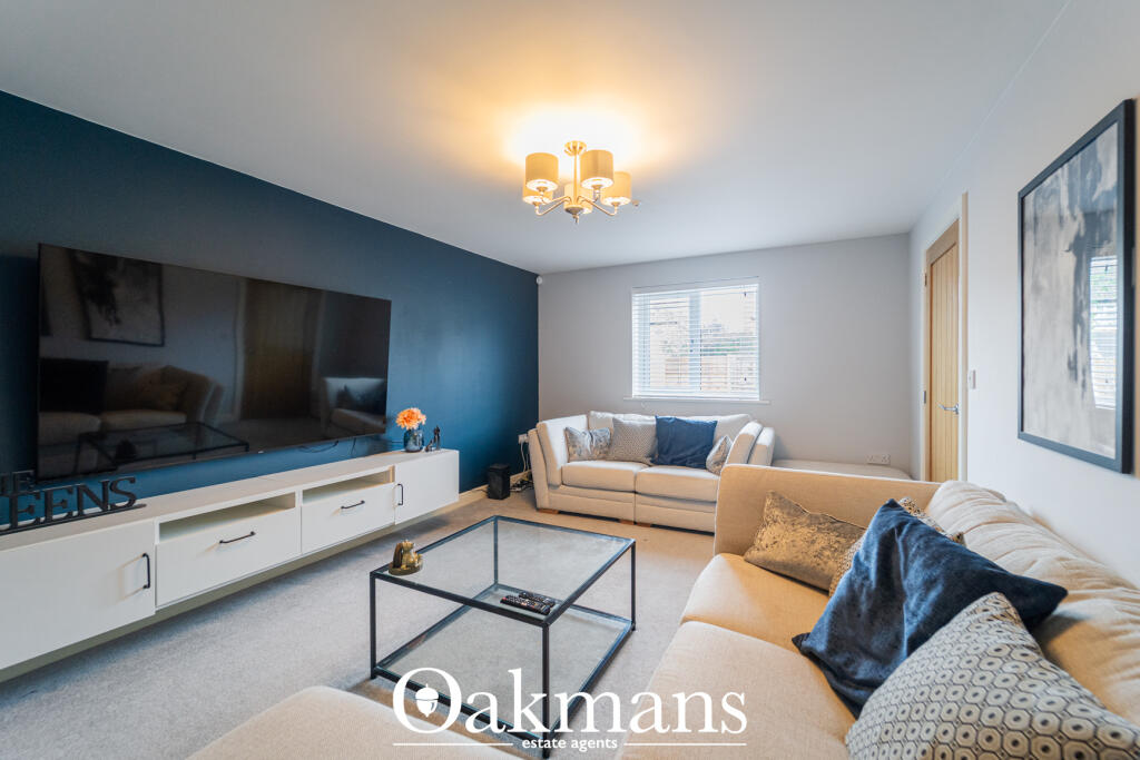 South Court, Alcester, B49 photo 5