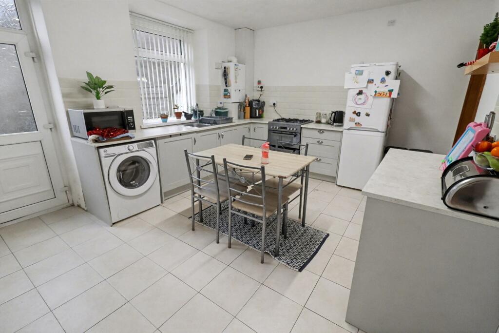 Duffryn Terrace, Elliots Town, New Tredegar photo 4