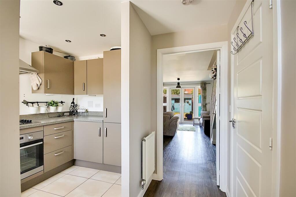 Cambrian Way, Worthing, BN13 photo 3