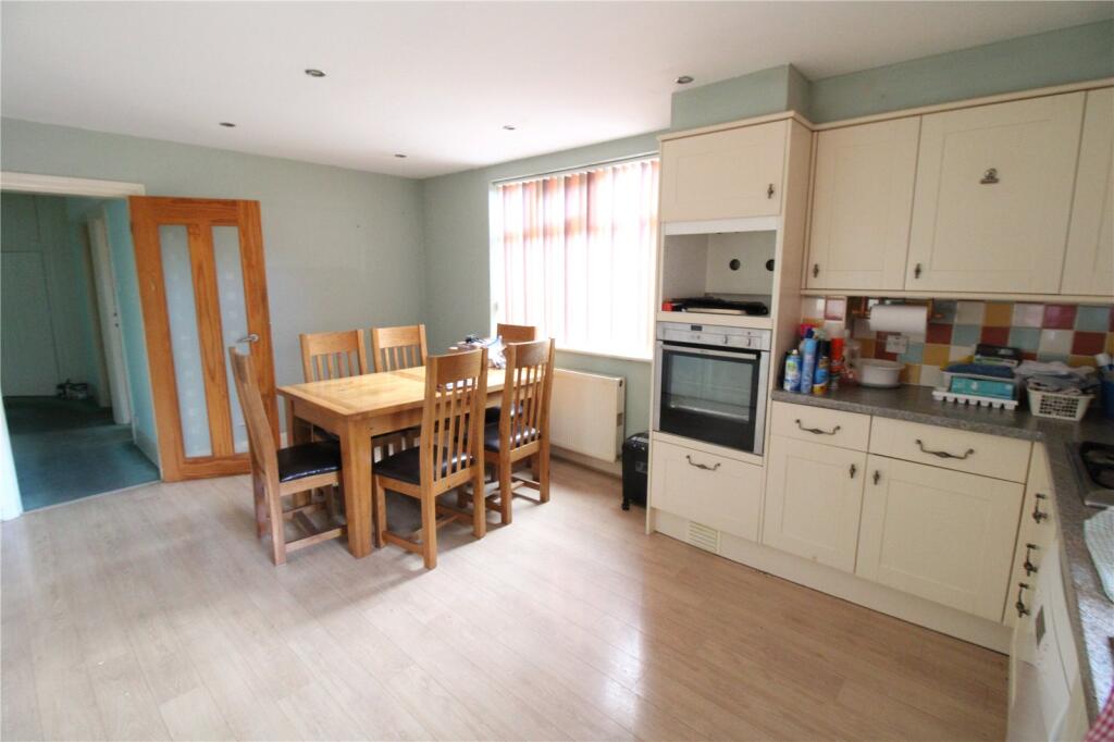 Apartment in Bournemouth - View 3