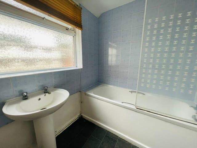 House in Sandwell, West Midlands - View 5