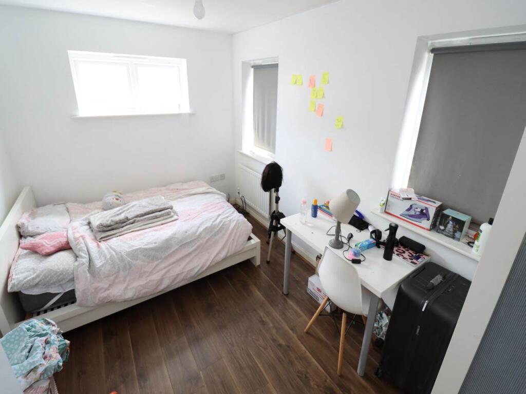 Additional image 2 of Aviation Avenue, Hatfield, Hertfordshire