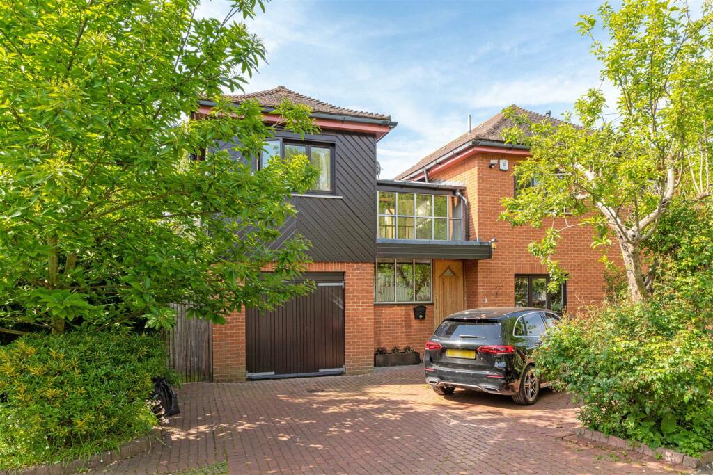 Main image of property: Egliston Lawns, 13 Egliston Road, Putney