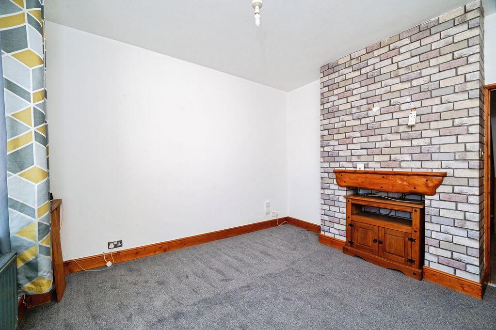 House in Doncaster - View 3