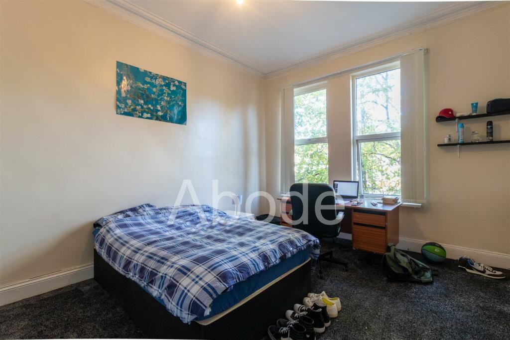 8 bedroom house for rent