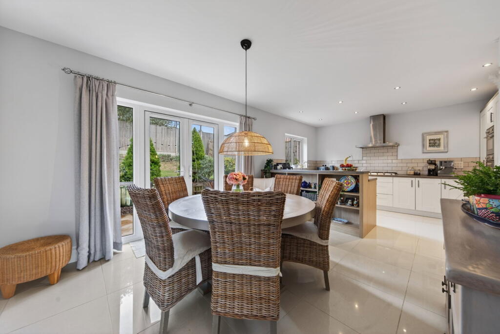 House in Barton Seagrave, North Northamptonshire - More