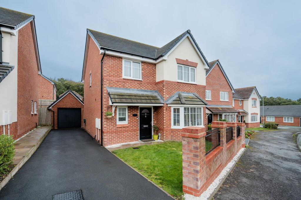 4 Bedroom Detached in WN8 6HQ