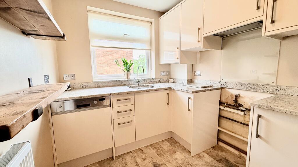 Main image of property: Highams Park ,E4