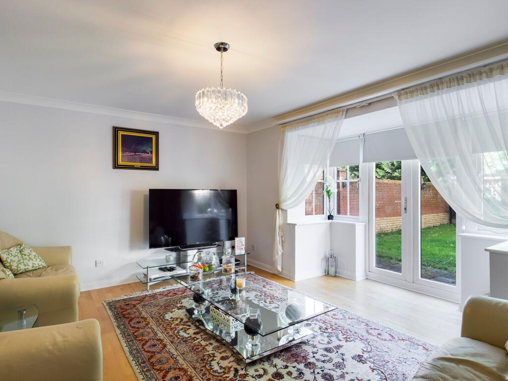 House in Sidcup, Falconwood - View 3