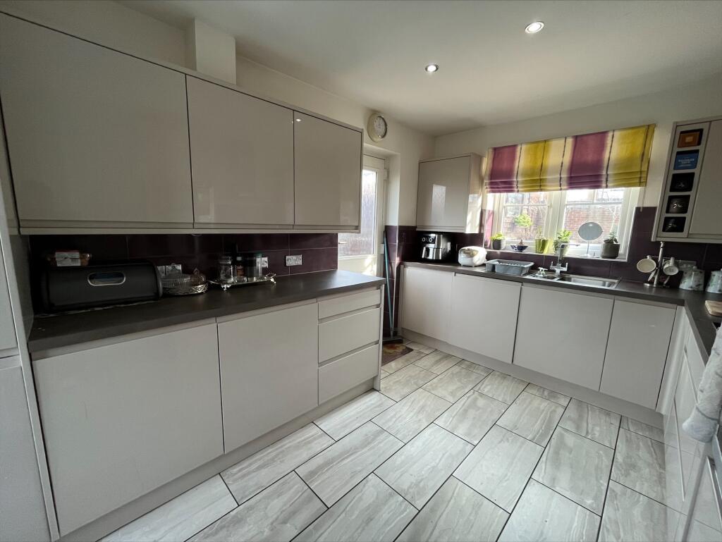 House in Tonbridge - View 5