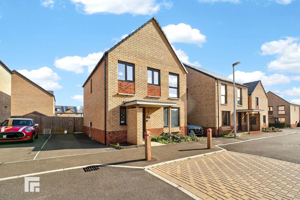 Main image of property: Rhodfa'r Castell, Rumney, CF3