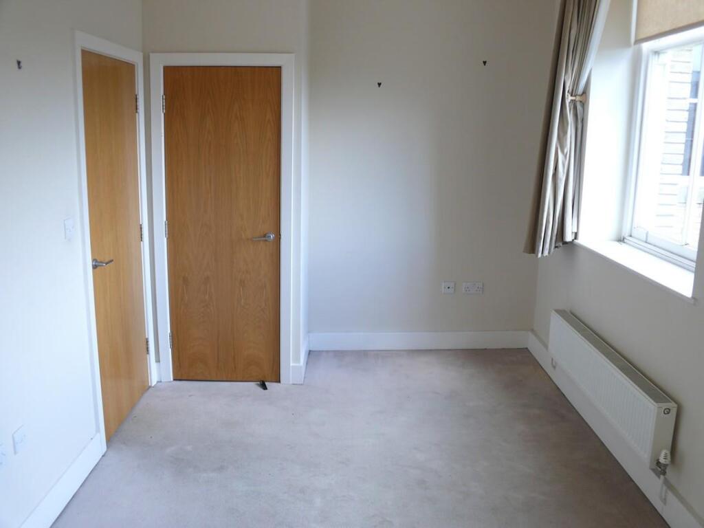 Apartment in Bradford - View 5