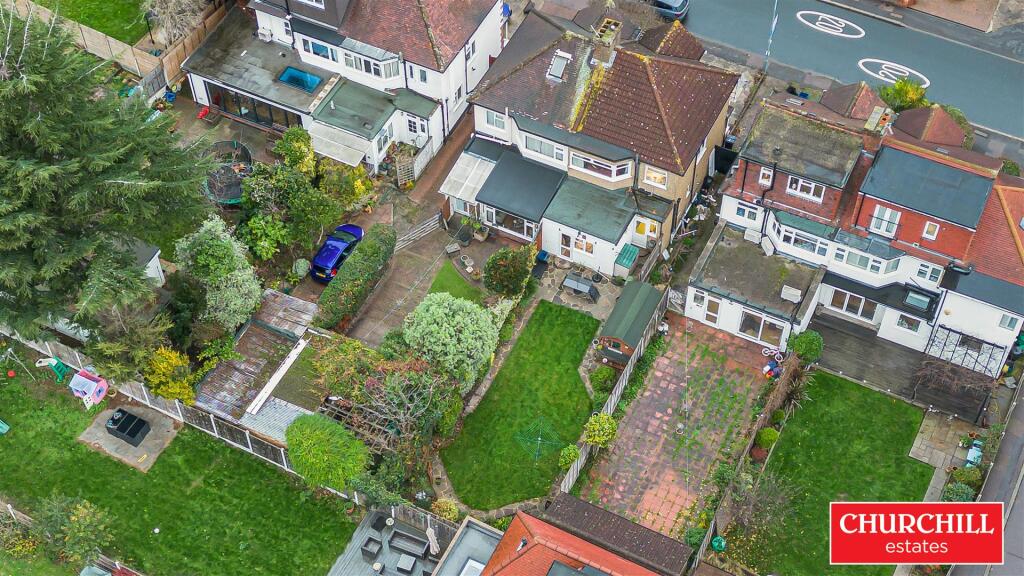 House in London, South Woodford - View 4
