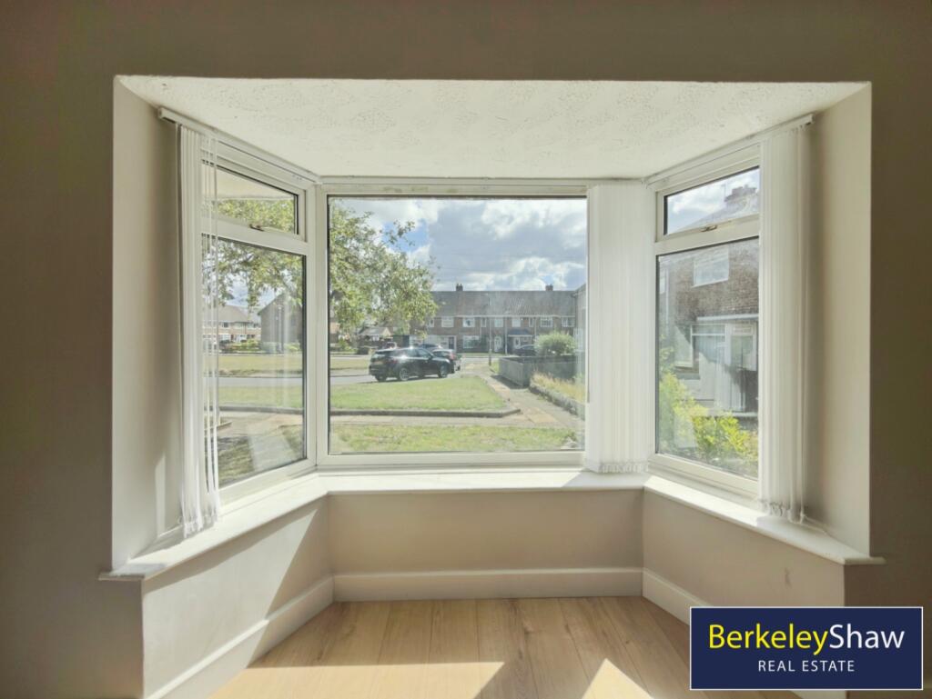 House in Sefton, Liverpool City Region - More