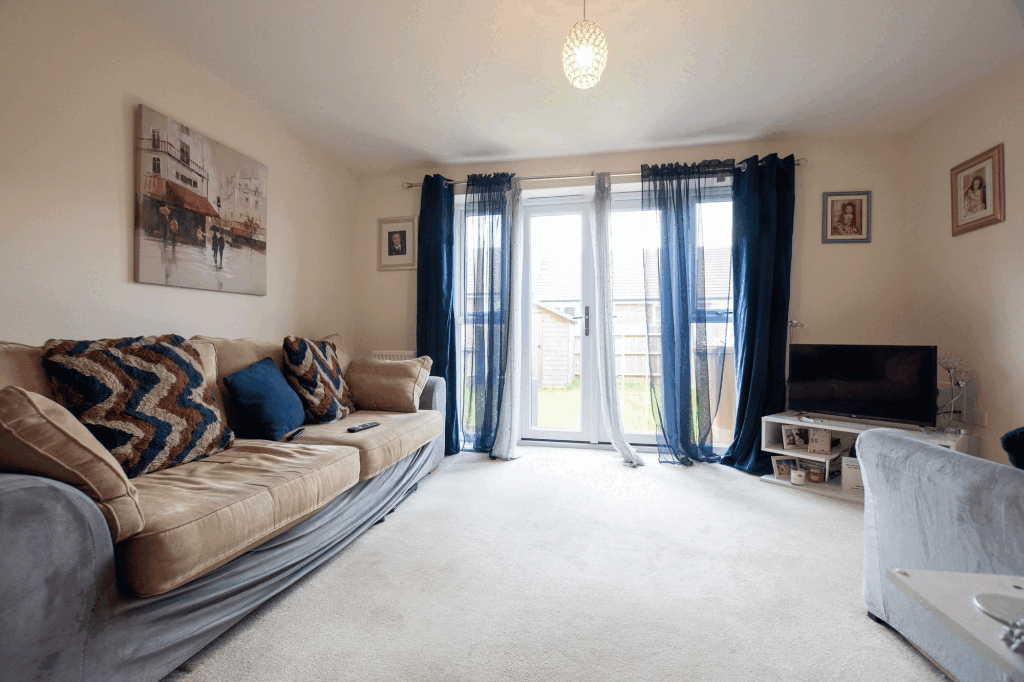 House in Wellingborough, Glenvale Park - View 5