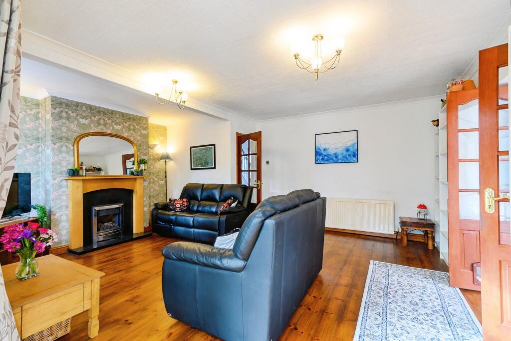 House in Bolton, Horwich - More