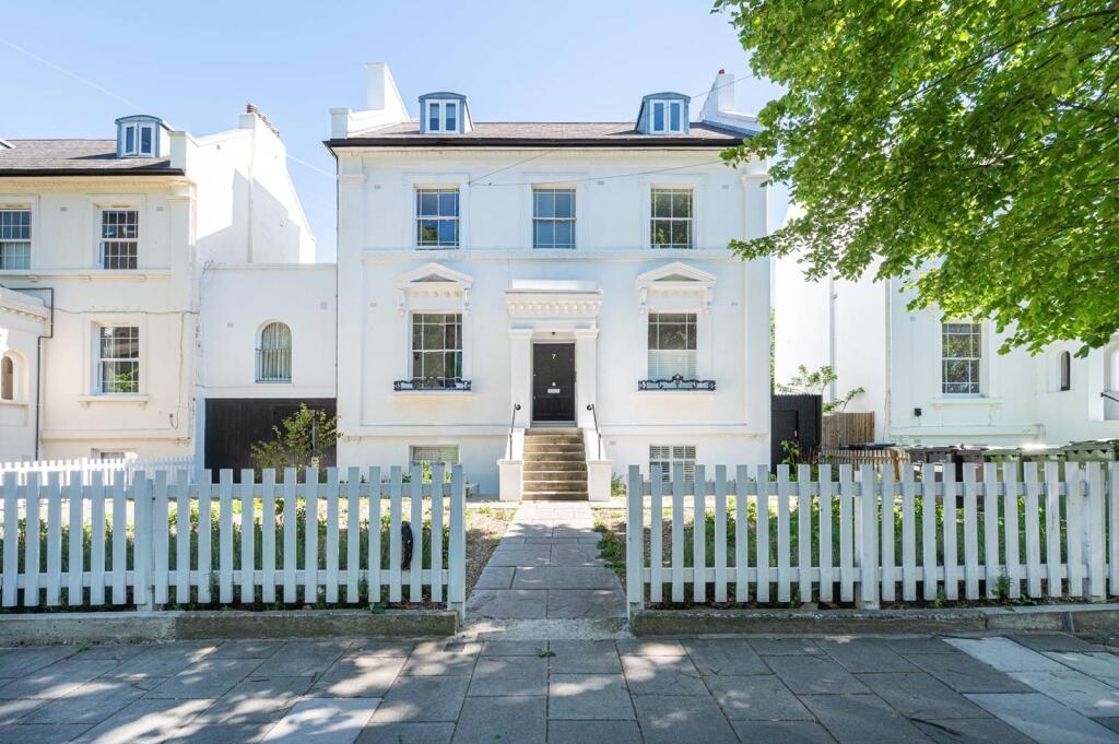 Main image of property: Moorland Road, Brixton, London, SW9