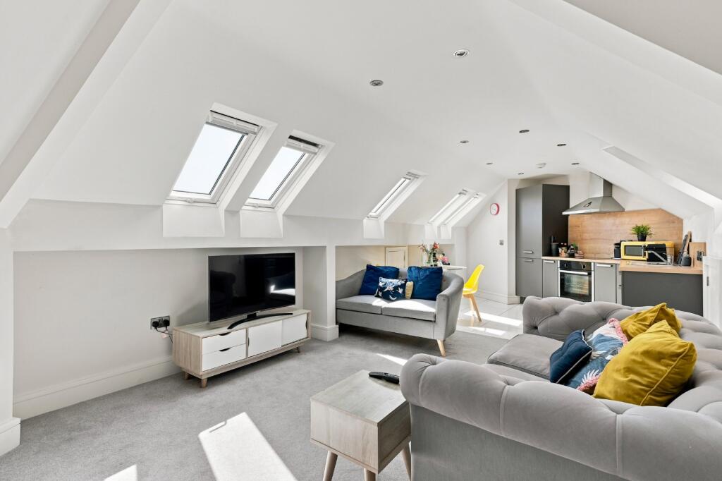 Apartment in York - View 5
