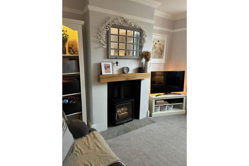 House in Worcester - View 4
