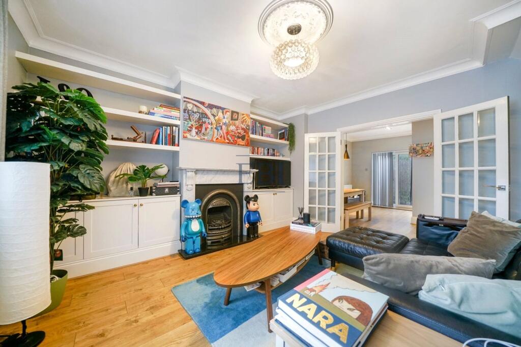 99 Hesperus Crescent photo 3
