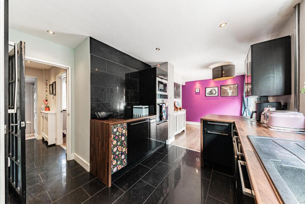 House in Rochester - View 2