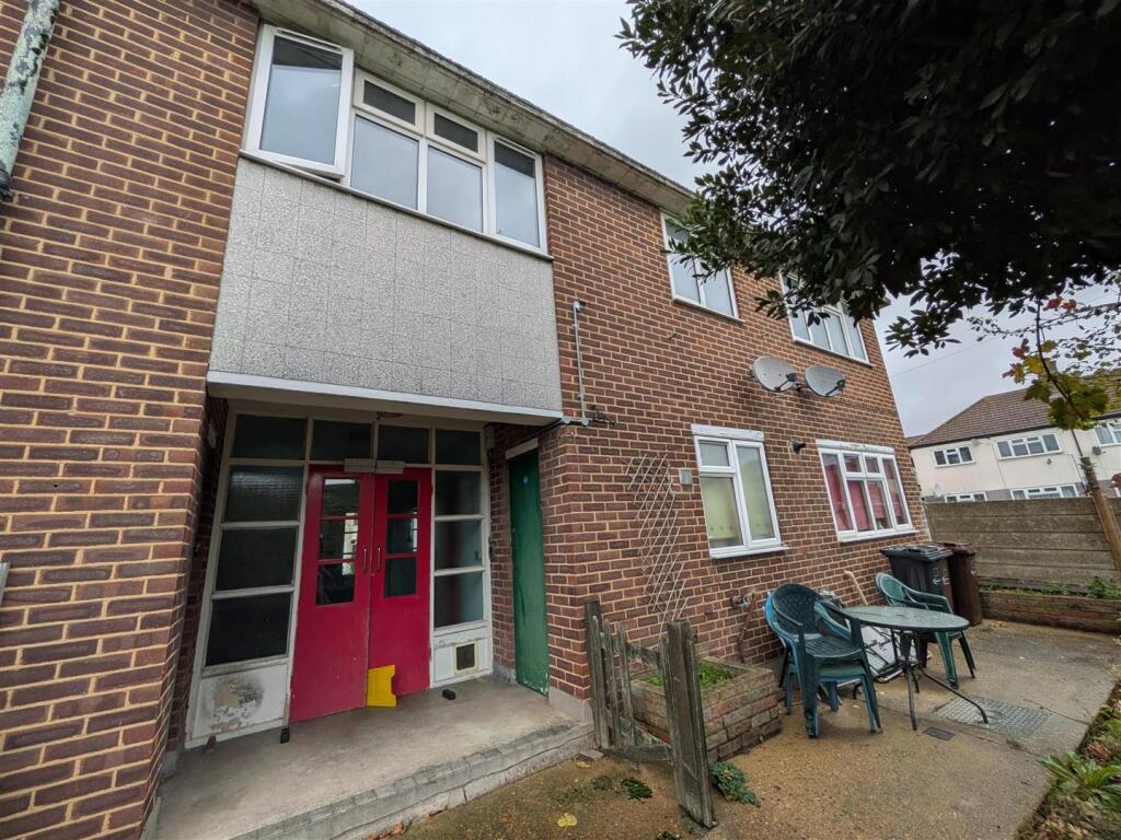 Main image of property: Meadow Road, Barking