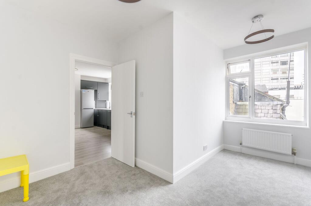 Apartment in London, City of Westminster - View 5