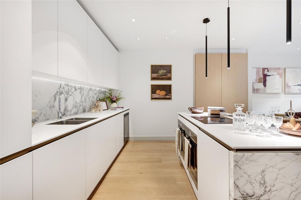 Apartment in London, St Clement Danes, Covent Garden - View 5
