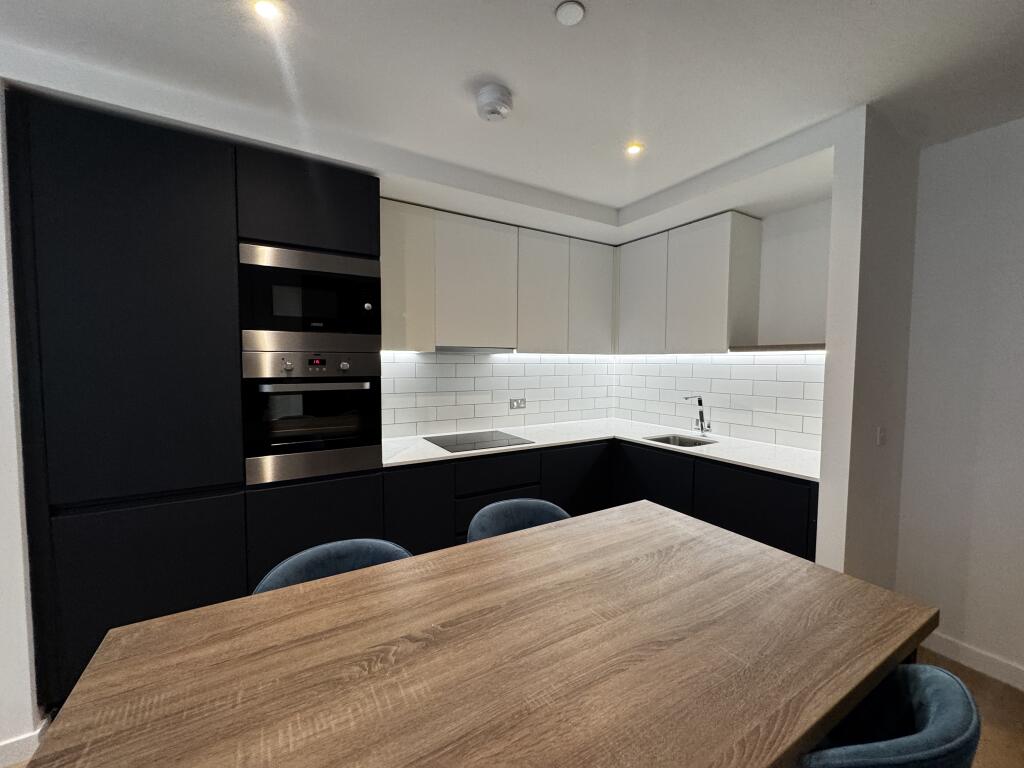 Apartment in Manchester, City Centre - View 2