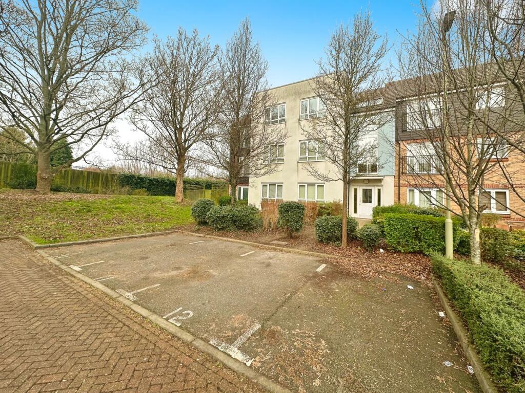 Main image of property: Thornhill Court, Langley, SL3