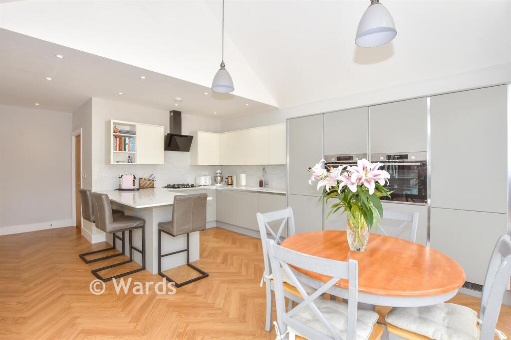 House in Maidstone, Marden - View 5
