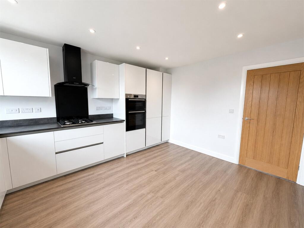 House in North Kesteven, Ruskington - View 2