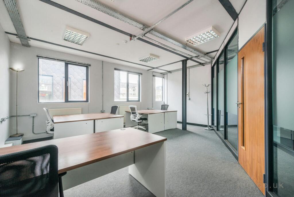 office 8.jpg