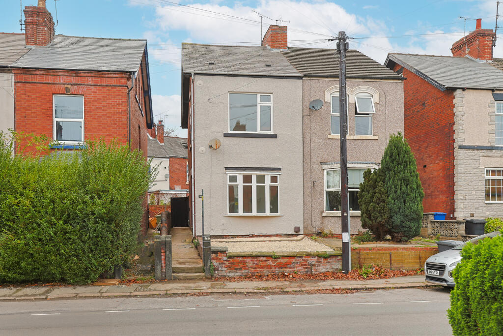 Main image of property: 40 Compton Street, Chesterfield, Derbyshire S40 4TB