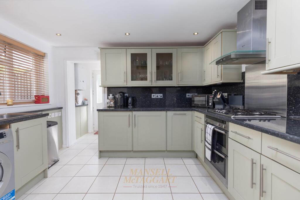 Brookhill Road, Copthorne, RH10 - View 4