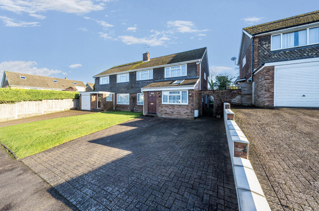 Main image of property: Oldhill, Dunstable, Bedfordshire