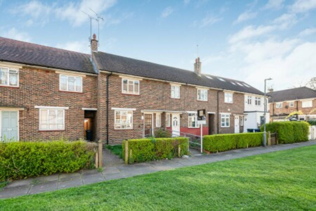 Main image of property: Hengelo Gardens, Mitcham, CR4