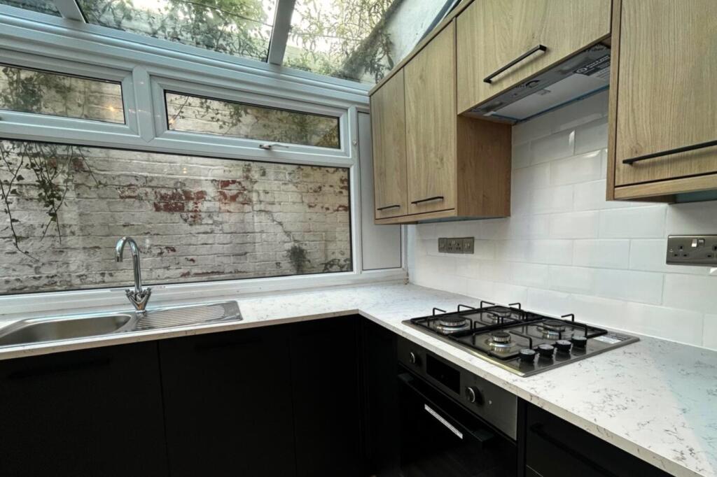 House in Bristol - View 5