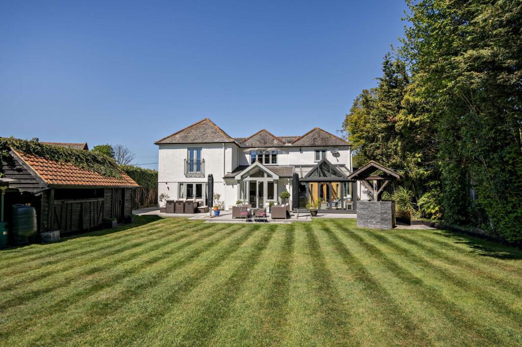 Main image of property: The Street, Little Waltham, Chelmsford, Essex