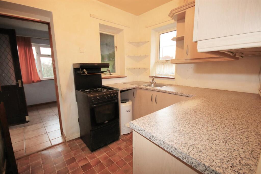 Grange Road, Toddington, Dunstable photo 2