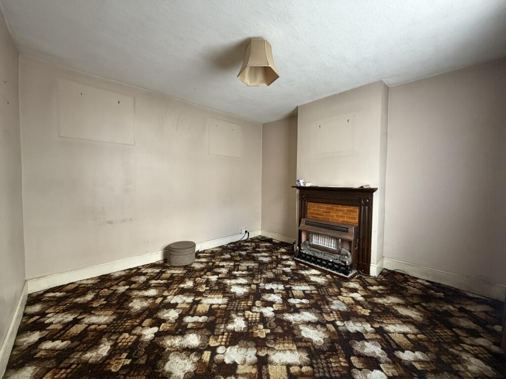 House in Ipswich - View 2