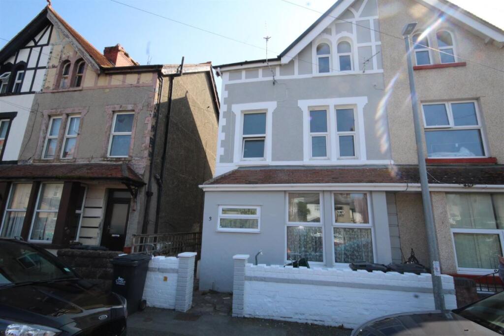 Main image of property: 3 Avallon Avenue, Llandudno Junction, Conwy, LL31 9AD