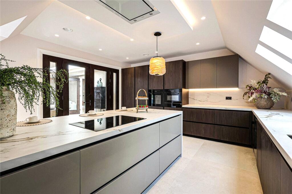 Main image of property: Apartment 8 Wildacre, Northwood, Hertfordshire, HA6