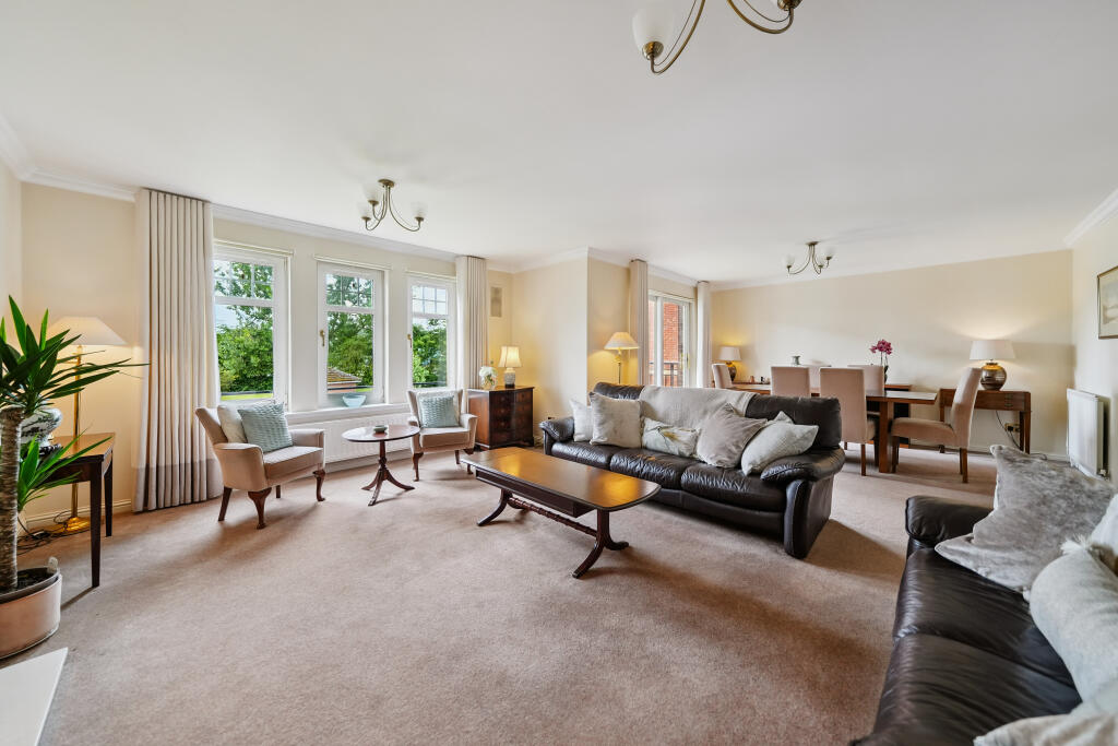Apartment in Glasgow, New Cathcart, Muirend - View 4