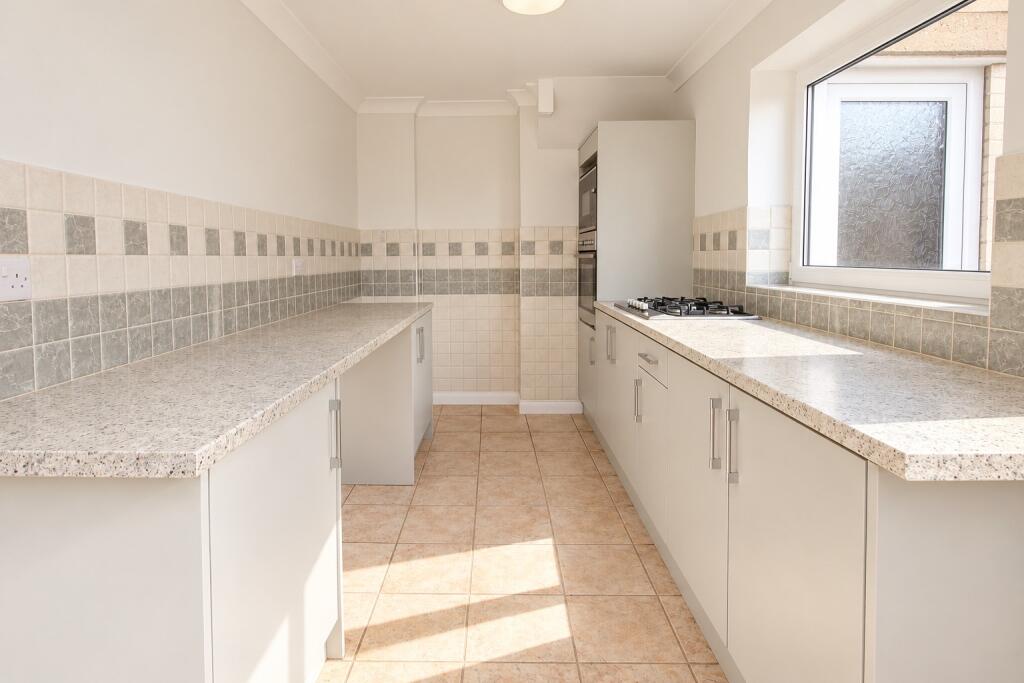 Laburnum Close, North Hykeham photo 4