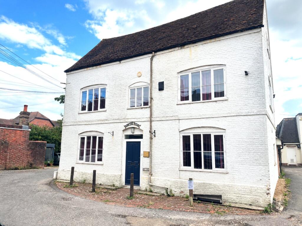 House in Mid Sussex, Sunnyside, East Grinstead - View 2