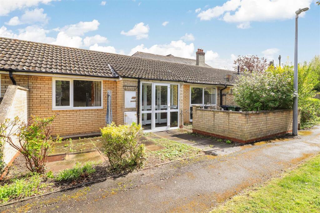 Main image of property: Colwyn Close, Cambridge