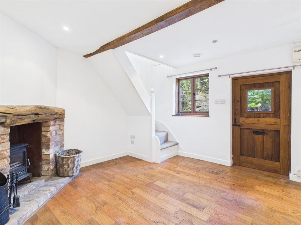 House in Dudley - View 2