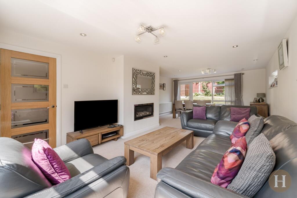 House in Birmingham, West Midlands - View 4