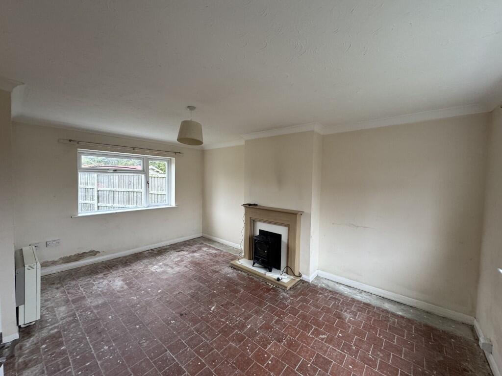12 Hall Close, Southery, Downham Market, Norfolk PE38 0NN photo 3